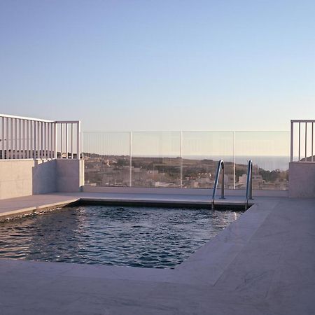 Anici Crt Penthouse 4 - With Private Rooftop Pool Victoria Exterior foto
