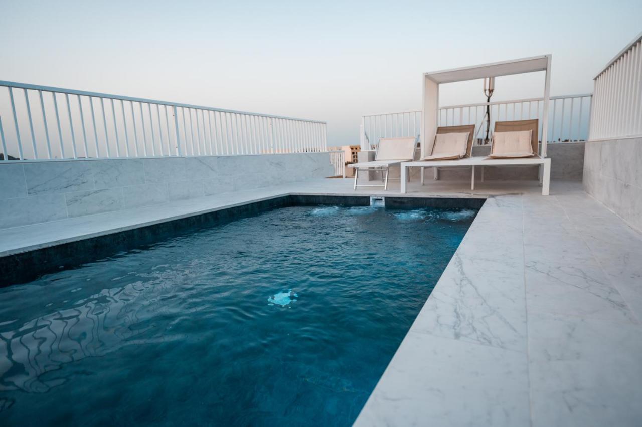 Anici Crt Penthouse 4 - With Private Rooftop Pool Victoria Exterior foto