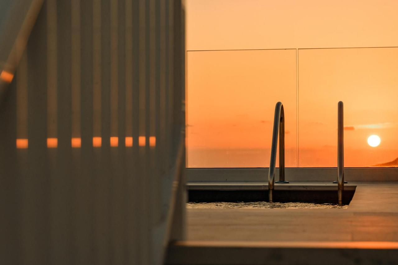 Anici Crt Penthouse 4 - With Private Rooftop Pool Victoria Exterior foto