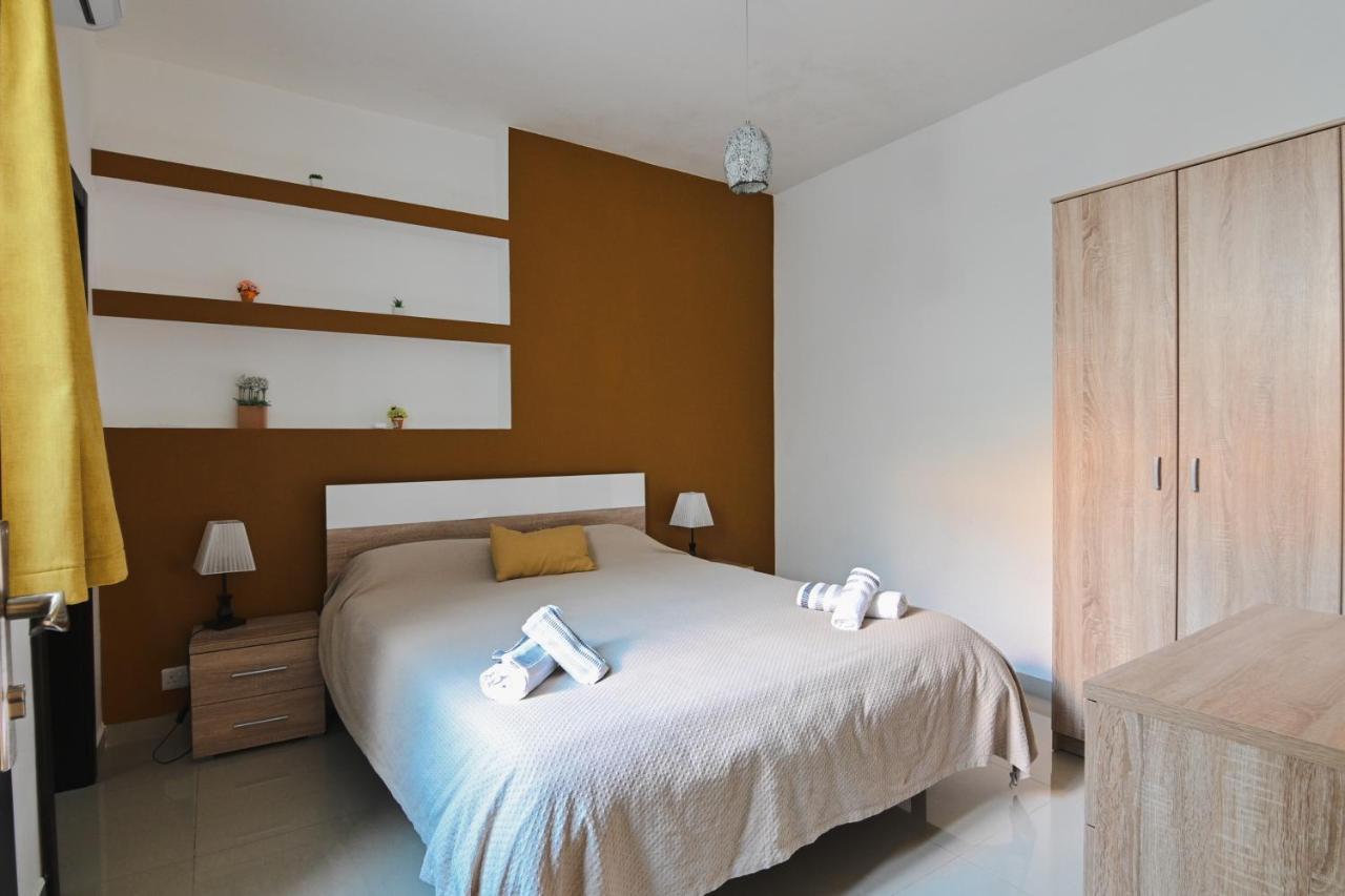 Anici Crt Penthouse 4 - With Private Rooftop Pool Victoria Exterior foto