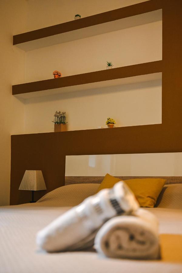 Anici Crt Penthouse 4 - With Private Rooftop Pool Victoria Exterior foto