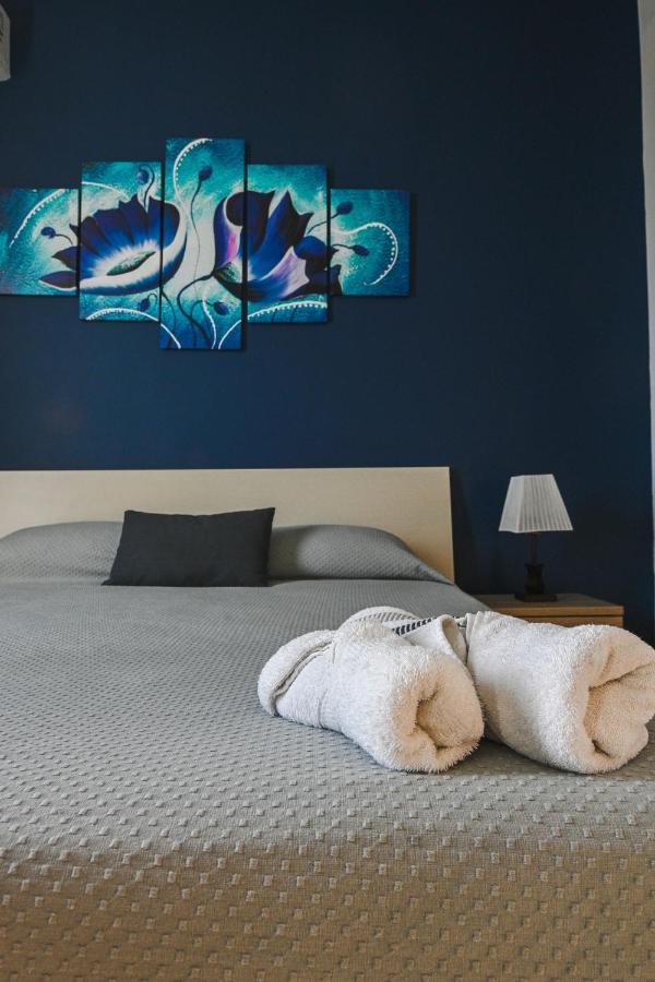 Anici Crt Penthouse 4 - With Private Rooftop Pool Victoria Exterior foto