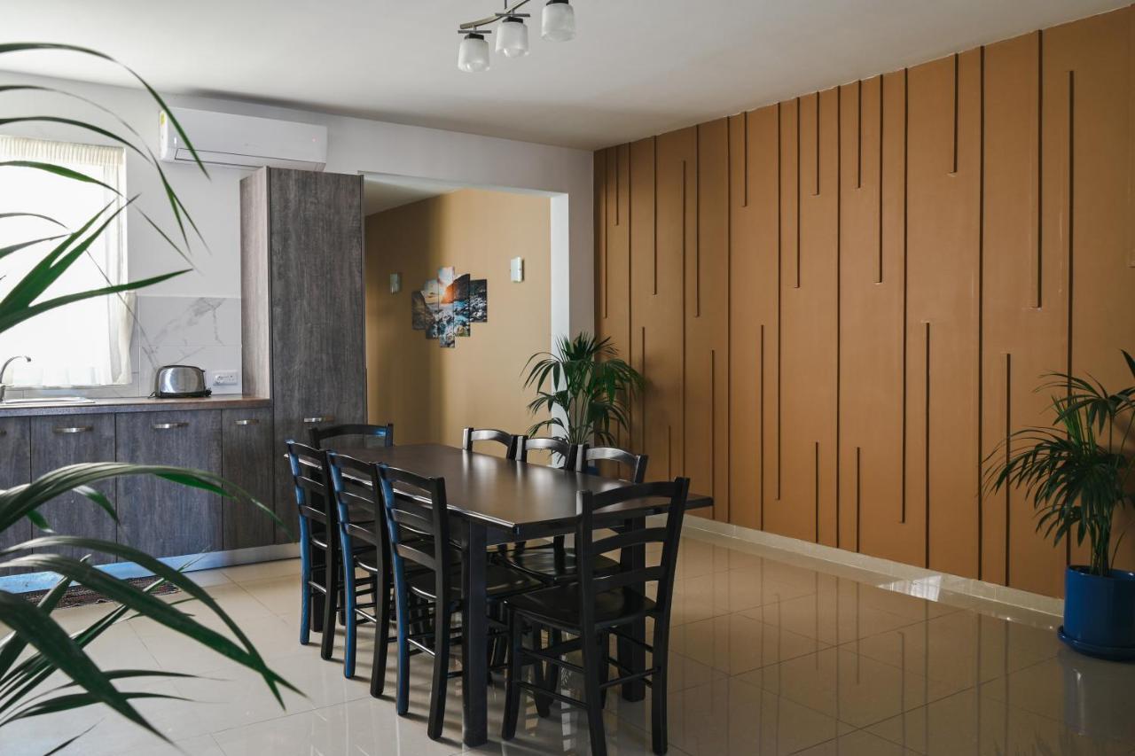Anici Crt Penthouse 4 - With Private Rooftop Pool Victoria Exterior foto
