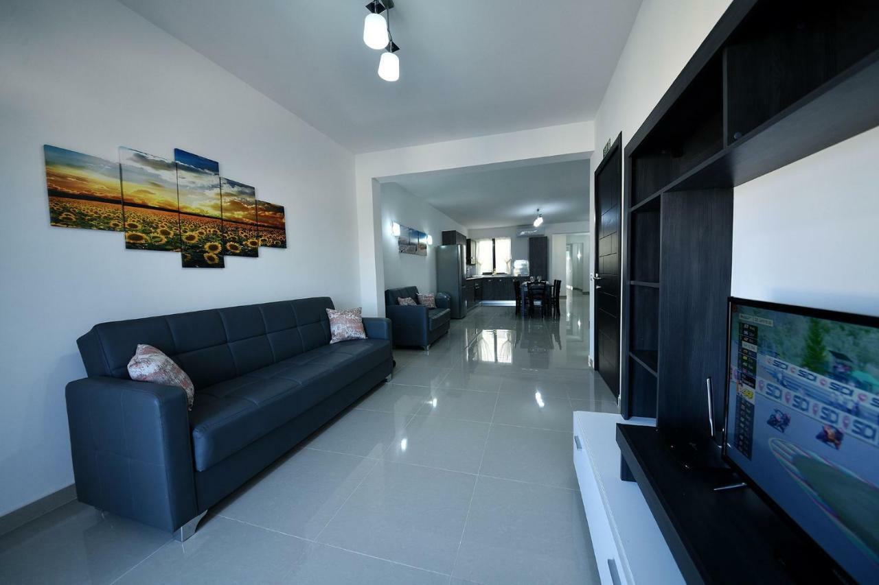 Anici Crt Penthouse 4 - With Private Rooftop Pool Victoria Exterior foto