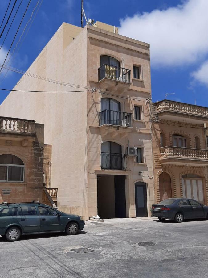 Anici Crt Penthouse 4 - With Private Rooftop Pool Victoria Exterior foto