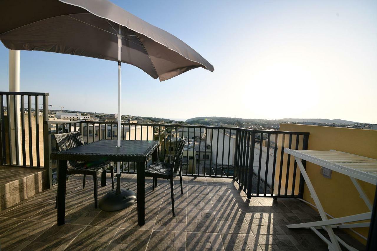 Anici Crt Penthouse 4 - With Private Rooftop Pool Victoria Exterior foto